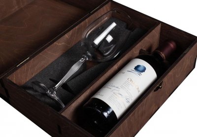 Набор "Opus One", Napa, 2018, Wooden Box Set with glasse Lalique "100 Points" (375 мл)