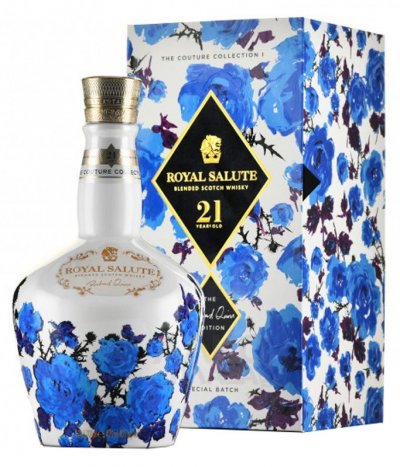 Виски Chivas, "Royal Salute" 21 years old, "Richard Quinn" white, gift box, 0.7 л