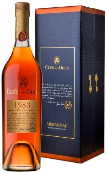Арманьяк "Cles des Ducs" Millesime, Armagnac AOC, 1983, gift box, 0.7 л