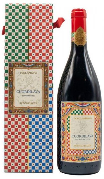 Вино Donnafugata, "Cuordilava" Etna Rosso DOC, 2019, gift box