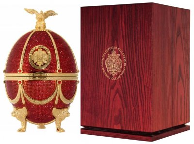 Набор "Императорская Коллекция" в футляре в форме яйца Фаберже, Диамант Красного цвета с красными диамантами, в деревянной коробке