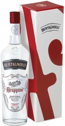 Граппа Bertagnolli Grappa Grappino Bianco, gift box, 0.7 л