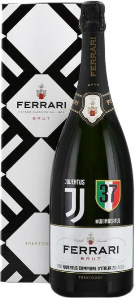 Игристое вино Ferrari, Brut "Juventus Edition", Trento DOC, gift box, 1.5 л