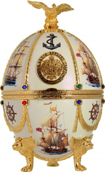 Набор "Императорская Коллекция" в футляре в форме яйца Фаберже, Белый с кораблями (Uovo Navi Bianco), в бархатной коробке