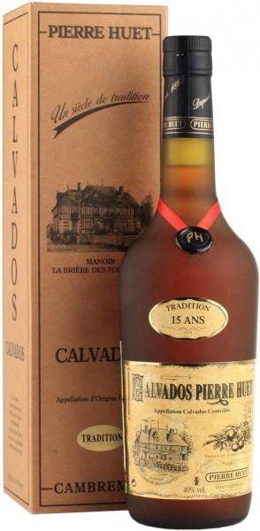 Кальвадос Calvados Pierre Huet, "Tradition" 15 ans, Calvados AOC, gift box, 0.7 л