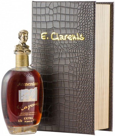 Коньяк "Charents" Extra 30 Years Old, leather gift box, 0.75 л