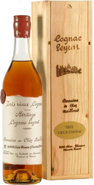 Коньяк "Leyrat" Tres Vieux, wooden box, 0.7 л