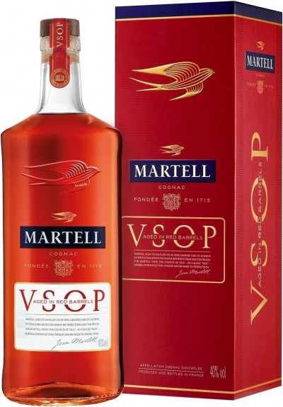 Коньяк "Martell" VSOP Aged in Red Barrels, gift box, 0.5 л