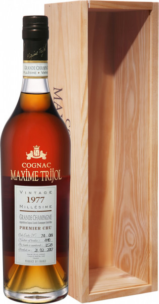 Коньяк "Maxime Trijol" Grande Champagne Premier Cru AOC, 1977, wooden box, 0.7 л