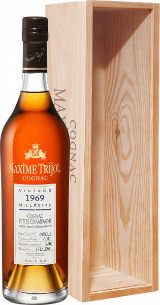 Коньяк "Maxime Trijol" Petite Champagne AOC, 1969, wooden box, 0.7 л