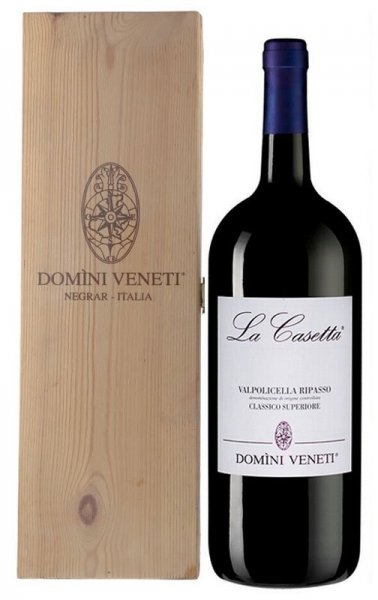 Вино Domini Veneti, Valpolicella Classico Superiore DOC "La Casetta", 2018, wooden box, 1.5 л