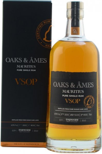 Ром "Oaks & Ames" Pure Single Rum VSOP, gift box, 0.7 л