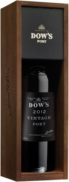 Портвейн Dow's Vintage Port, Douro, 2012, wooden box, 1.5 л