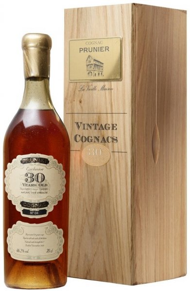 Коньяк "Prunier" 30 Years Old, Grande Champagne AOC, wooden box, 0.7 л