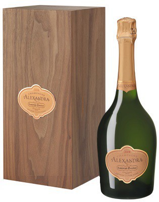 Шампанское "Alexandra" Grand Cuvee Rose, 2004, gift box
