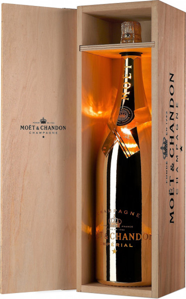 Шампанское Moet & Chandon, Brut "Imperial", Special Edition "Bright Night", wooden box, 3 л