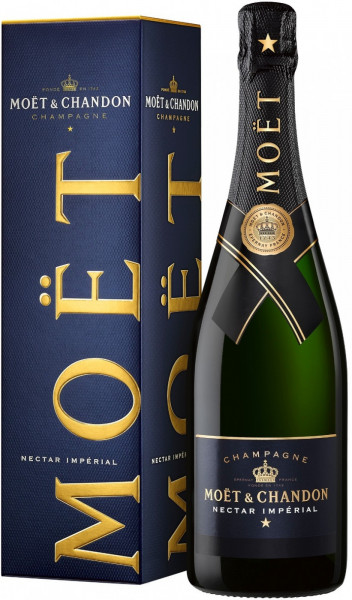 Шампанское Moet & Chandon Nectar Imperial Demi-Sec, gift box