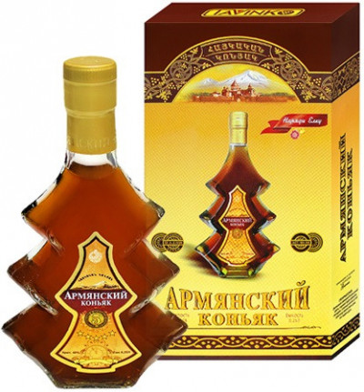 Тавинко, Армянский коньяк 5 Звезд, дизайн "Елка", в подарочной коробке, 250 мл