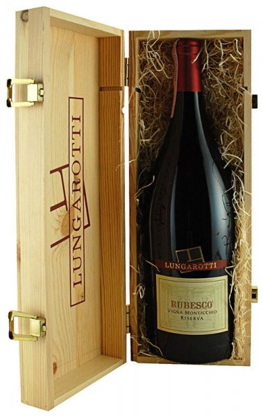Вино Rubesco Riserva "Vigna Monticchio", Torgiano Rosso Riserva DOCG, 2004, wooden box, 1.5 л