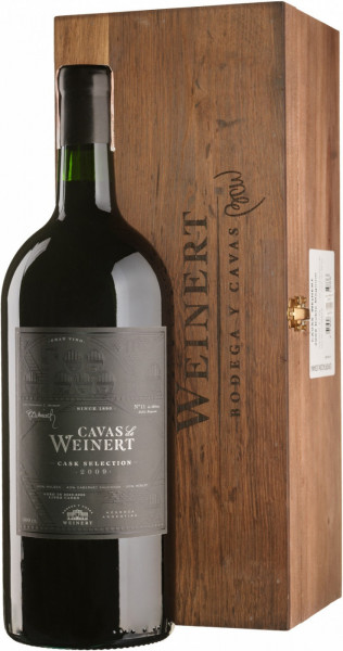 Вино Bodega y Cavas de Weinert, "Cavas de Weinert" Cask Selection, 2009, wooden box, 3 л