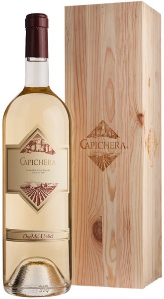 Вино "Capichera" Classico, Isola dei Nuraghi IGT, 2012, wooden box, 1.5 л