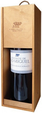 Вино "Herdade de Sao Miguel" Colheita Seleccionada Tinto, 2016, wooden box, 1.5 л