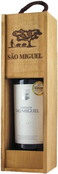Вино "Herdade de Sao Miguel" Reserva, 2014, wooden box, 1.5 л