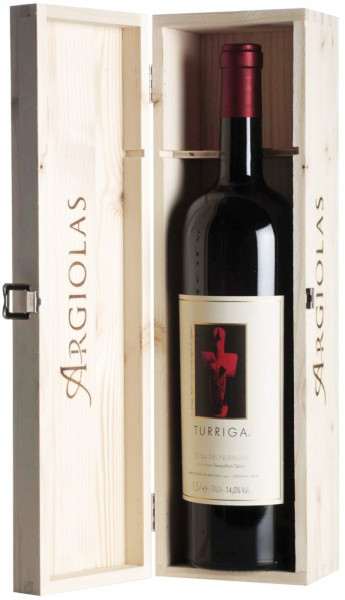 Вино "Turriga", Isola dei Nuraghi IGT, 2015, wooden box, 1.5 л