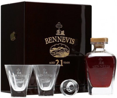 Виски "Ben Nevis" 21 Years Old, wooden box with 2 glasses, 0.7 л