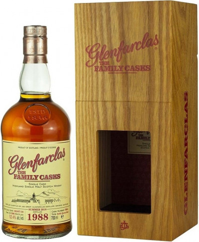 Виски Glenfarclas 1988 "Family Casks" (52,4%), wooden box, 0.7 л