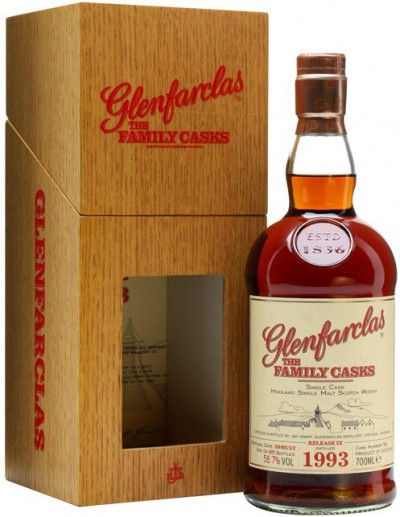 Виски Glenfarclas 1993 Family Casks, in wooden box, 0.7 л