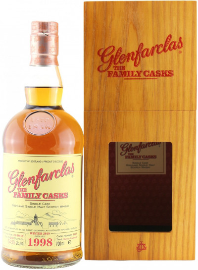 Виски Glenfarclas 1998 "Family Casks" (54,5%), wooden box, 0.7 л