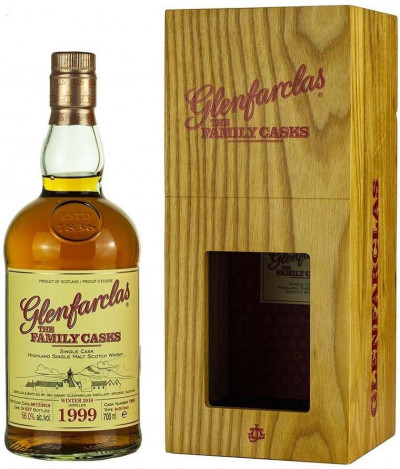 Виски Glenfarclas 1999 "Family Casks" (56%), wooden box, 0.7 л