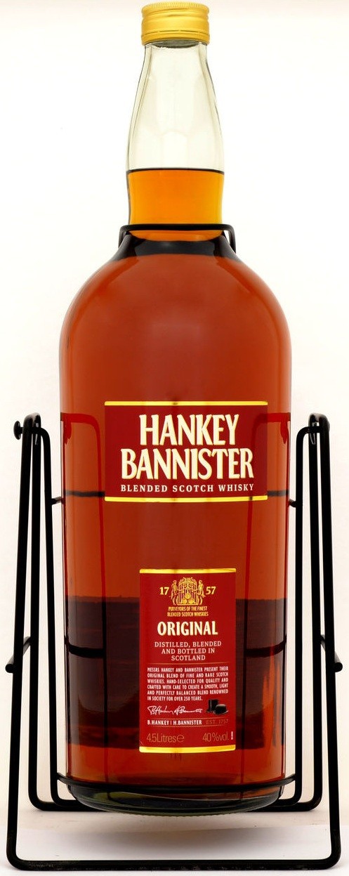 Бутылка виски 5 литров. Виски Hankey Bannister Original. Ханки Баннистер 4.5 литра. Вискарь Hankey Bannister. Виски качели 4.5 литра Винлаб.
